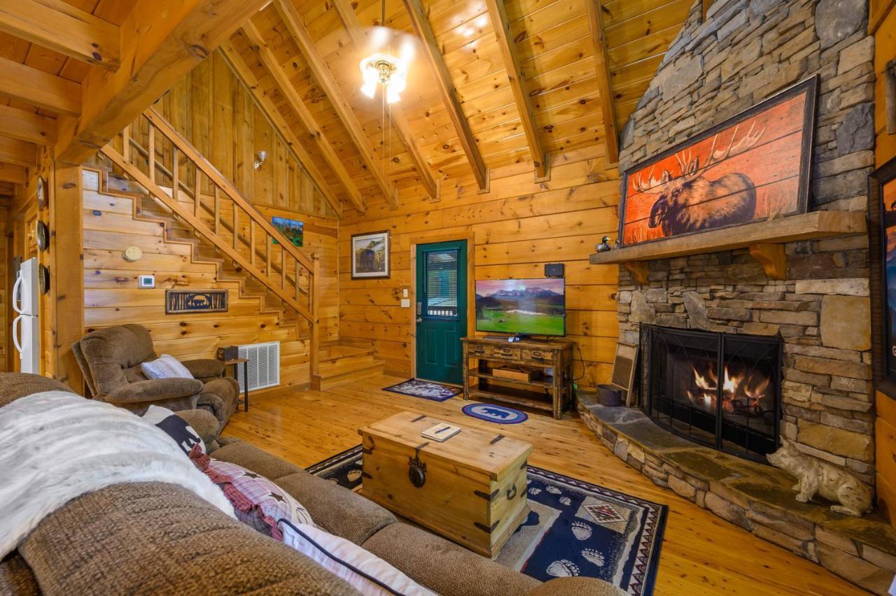 Gypsy Road - Privacy! Log Cabin With Hot Tub, Wifi, Directv And Arcade Sevierville Exterior foto