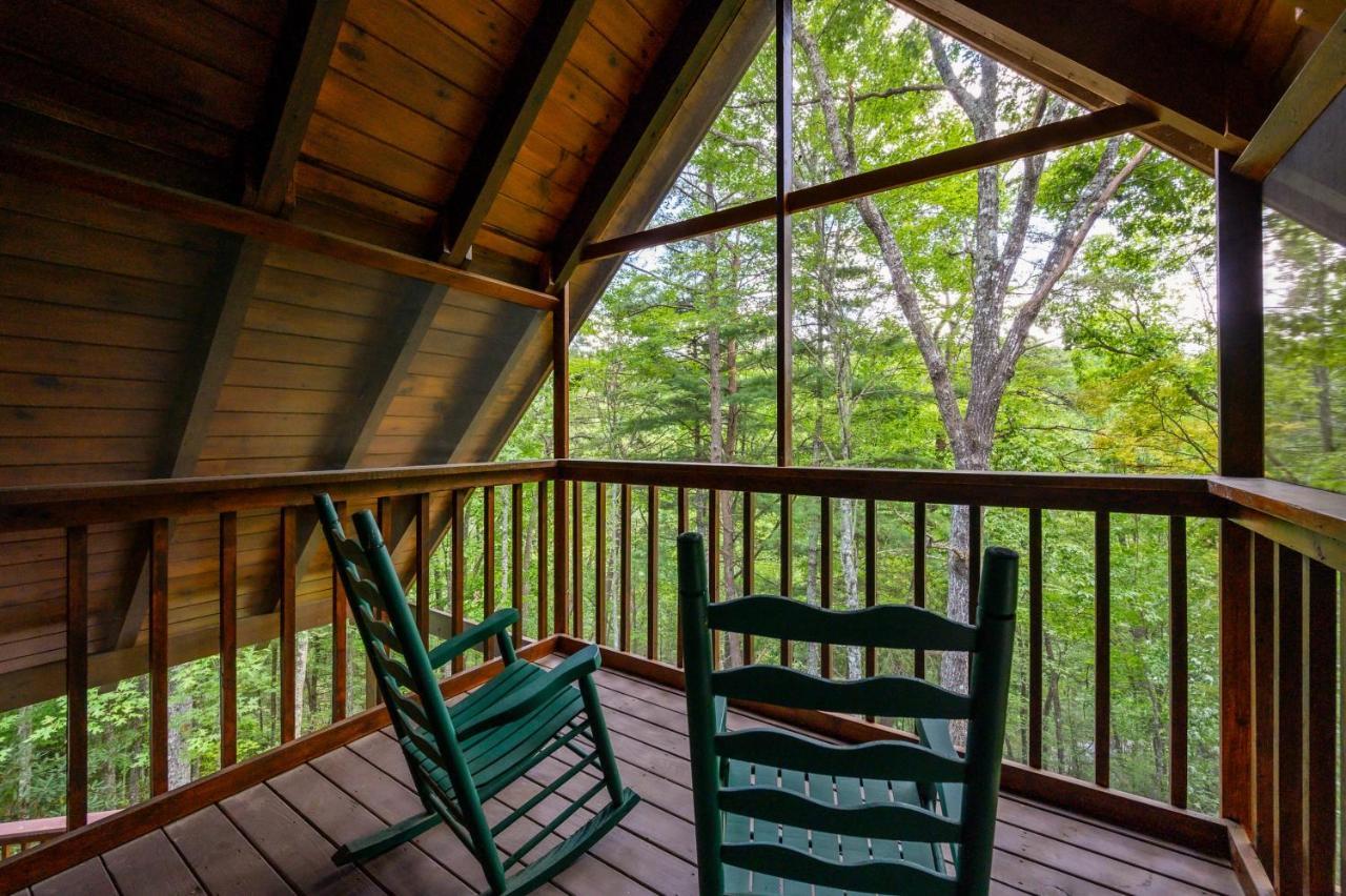 Gypsy Road - Privacy! Log Cabin With Hot Tub, Wifi, Directv And Arcade Sevierville Exterior foto